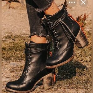 Freebird by Steven BAILEY Distressed Boho Boots in Black Leather *Mexico*